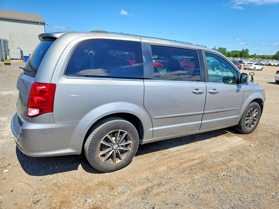 Auction sale of the 2017 Dodge Grand Caravan, vin: 2C4RDGBGXHR742583, lot number: 65378356