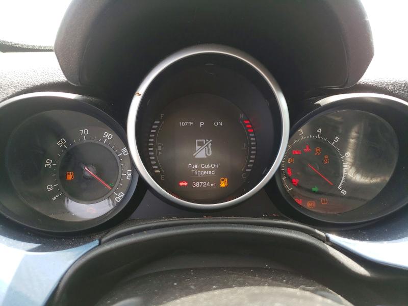 65707776 :رقم المزاد ، ZFBCFXAB4HP627293 vin ، 2017 Fiat 500x مزاد بيع