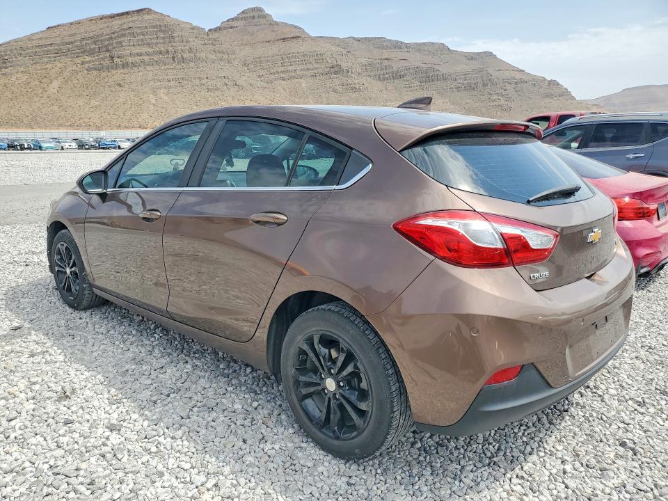 63427056 :رقم المزاد ، 3G1BH6SE4KS569810 vin ، 2019 Chevrolet Cruze مزاد بيع