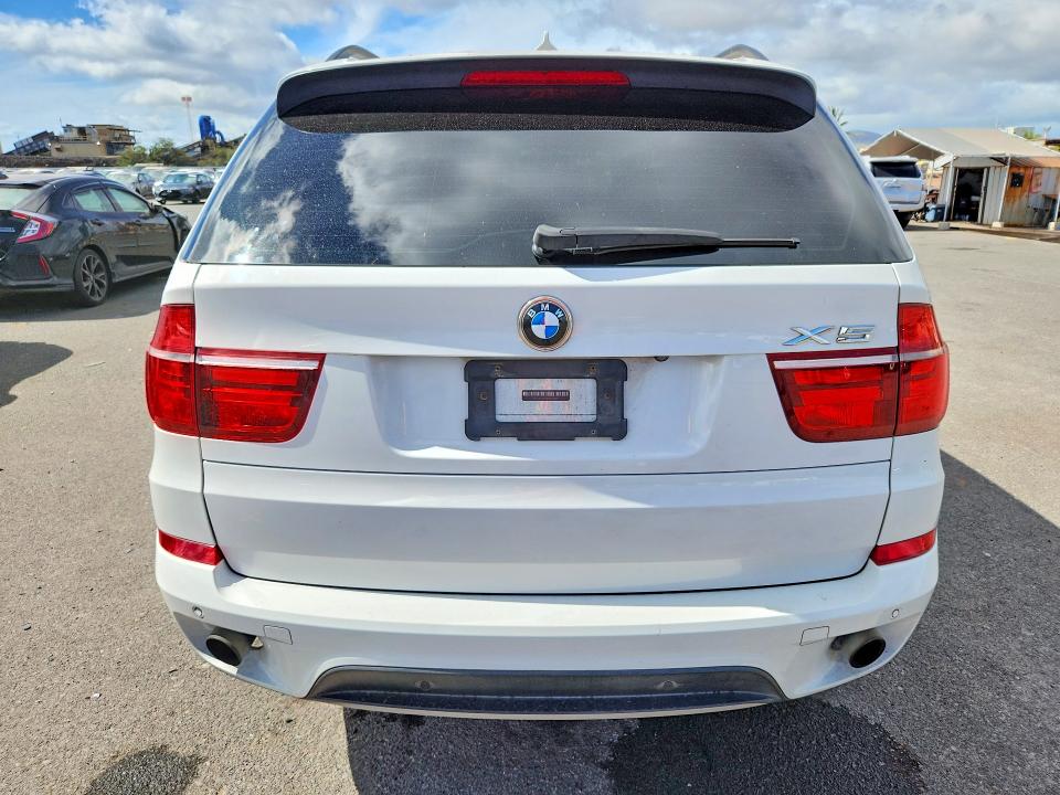 63408906 :رقم المزاد ، 5UXZV4C51BL402407 vin ، 2011 Bmw X5 مزاد بيع