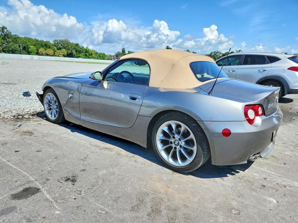 2005 Bmw Z4 მანქანა იყიდება აუქციონზე, vin: 4USBT33515LS58679, აუქციონის ნომერი: 66979226