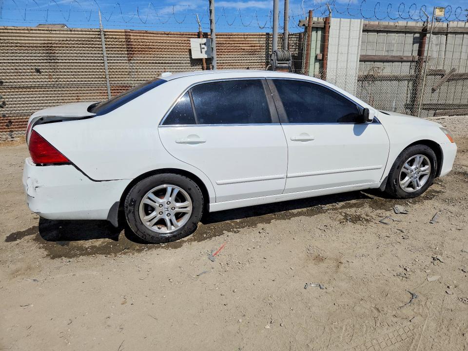 65026196 :رقم المزاد ، 1HGCM568X7A195574 vin ، 2007 Honda Accord مزاد بيع