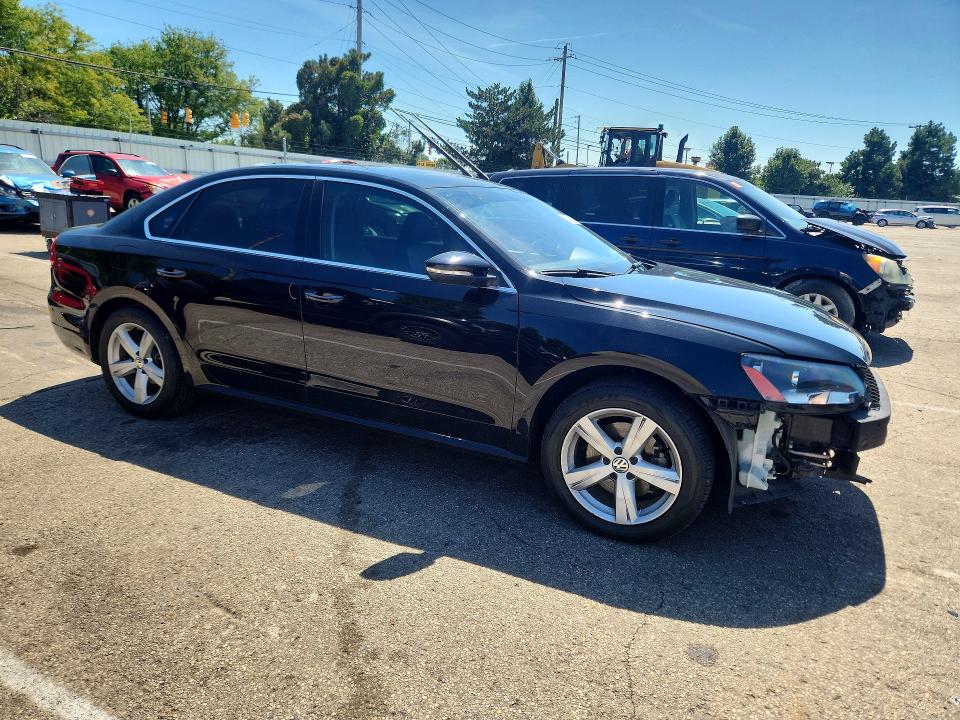 66531816 :رقم المزاد ، 1VWBP7A39CC023816 vin ، 2012 Volkswagen Passat مزاد بيع