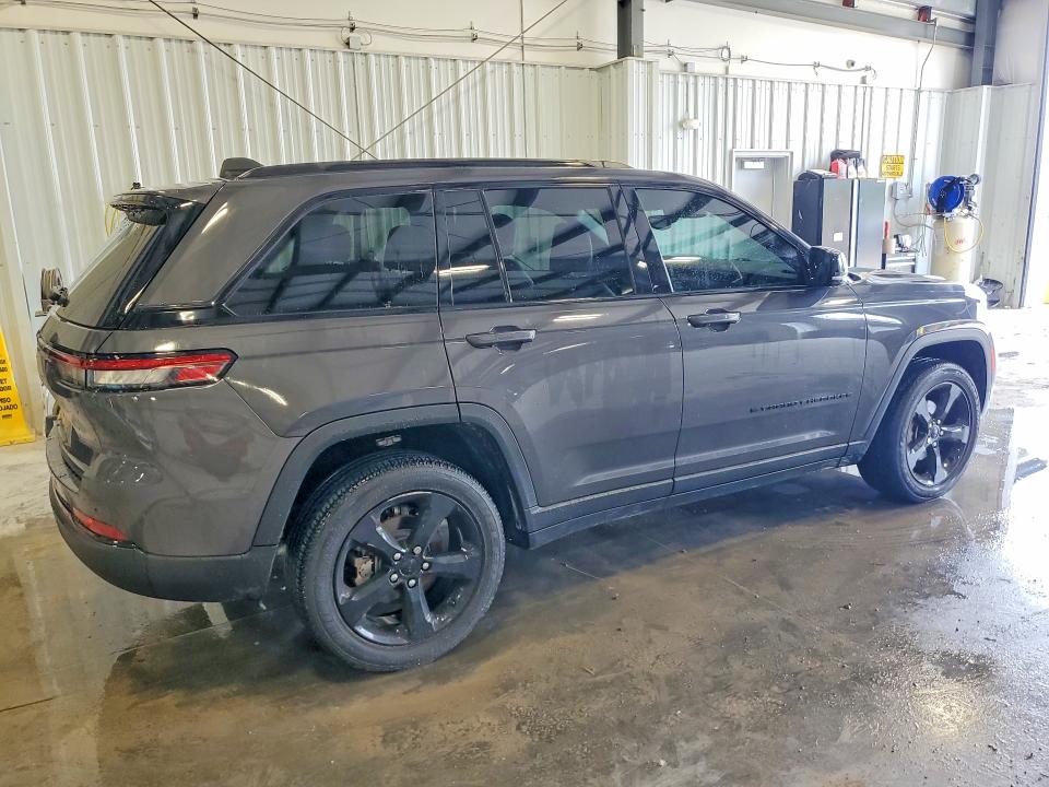 Продажа на аукционе авто 2023 Jeep Grand Cherokee, vin: 1C4RJHAG3PC598950, номер лота: 62985406