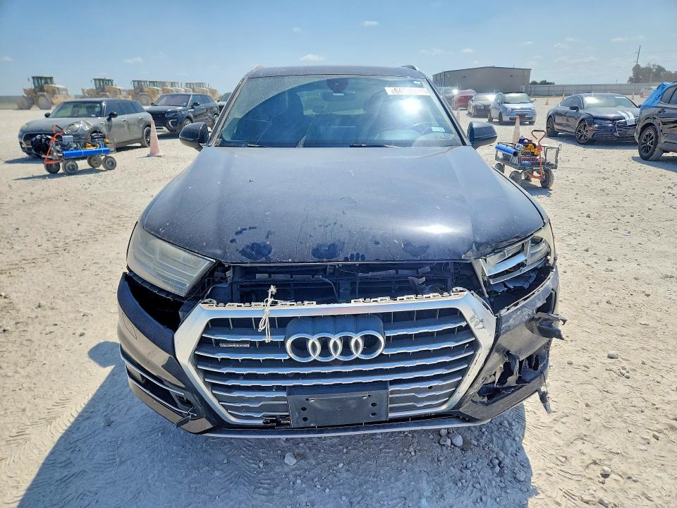 64311246 :رقم المزاد ، WA1LAAF74HD016852 vin ، 2017 Audi Q7 مزاد بيع