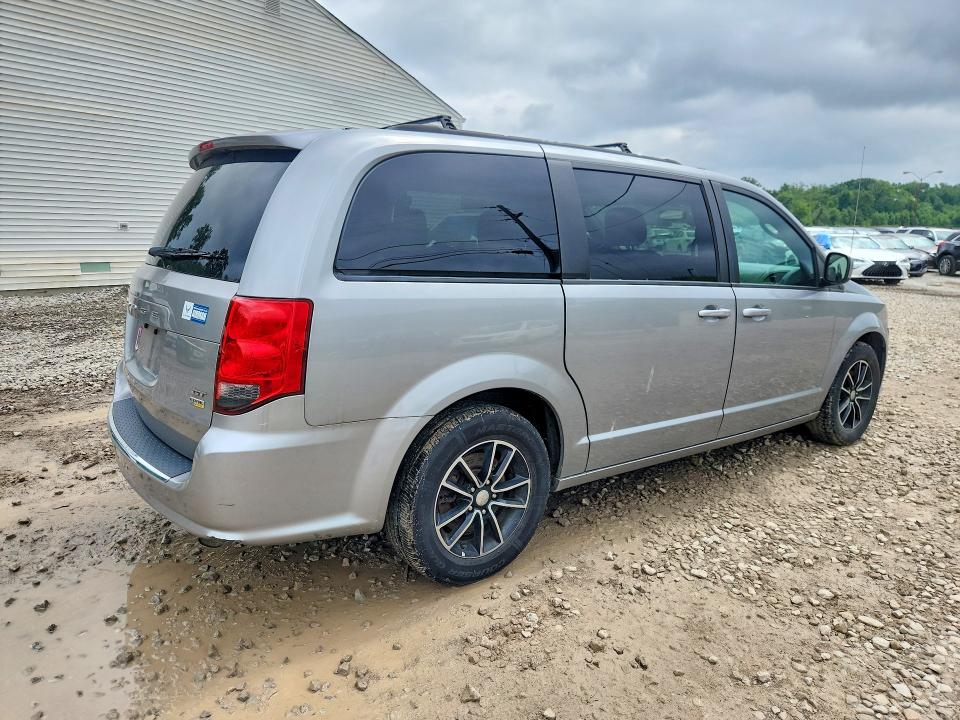 65651526 :رقم المزاد ، 2C4RDGEG1JR238991 vin ، 2018 Dodge Grand Caravan مزاد بيع