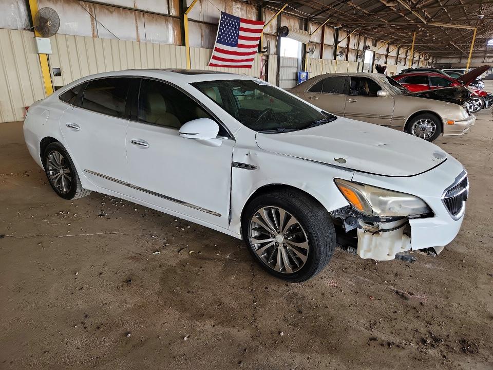 2017 Buick Lacrosse მანქანა იყიდება აუქციონზე, vin: 1G4ZP5SS1HU182774, აუქციონის ნომერი: 63259156