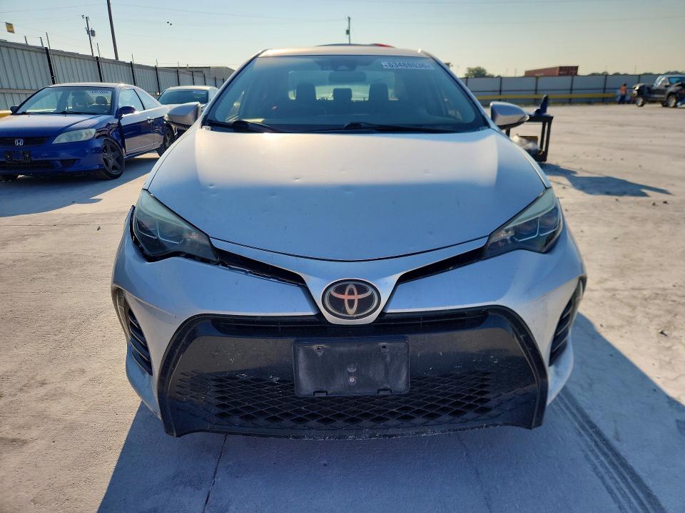 2017 Toyota Corolla მანქანა იყიდება აუქციონზე, vin: 5YFBURHE1HP674256, აუქციონის ნომერი: 63488036