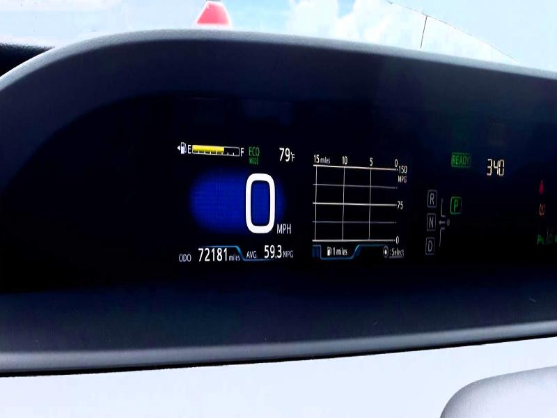 63598606 :رقم المزاد ، JTDKARFP7H3034056 vin ، 2017 Toyota Prius Prime مزاد بيع