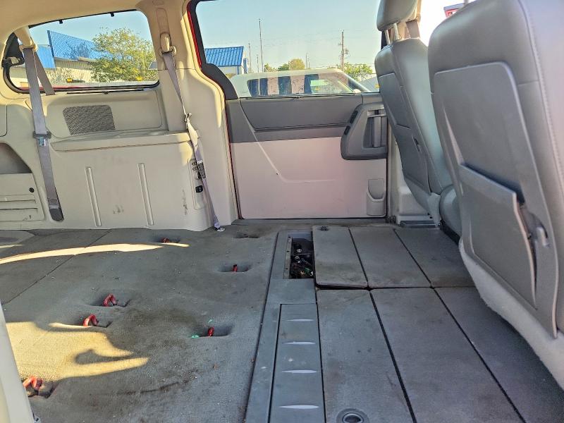 63641576 :رقم المزاد ، 2A8HR54P88R760037 vin ، 2008 Chrysler Town & Country مزاد بيع