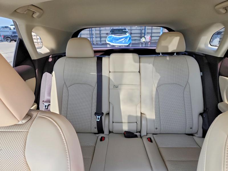 63718796 :رقم المزاد ، 2T2HZMAA8LC155506 vin ، 2020 Lexus Rx مزاد بيع