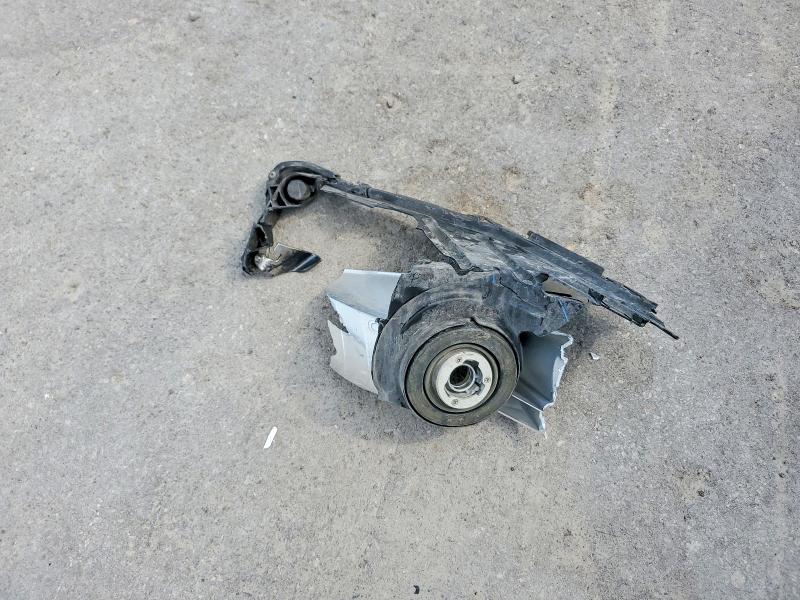 2015 Toyota Camry მანქანა იყიდება აუქციონზე, vin: 4T1BF1FK8FU066413, აუქციონის ნომერი: 63881576