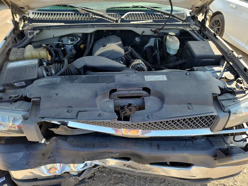 66372226 :رقم المزاد ، 1GCHC24U44E262311 vin ، 2004 Chevrolet Silverado مزاد بيع