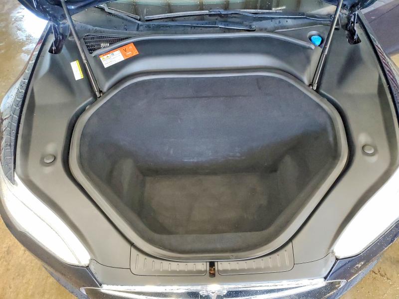 Продажа на аукционе авто 2015 Tesla Model S, vin: 5YJSA1H20FF081593, номер лота: 64019676