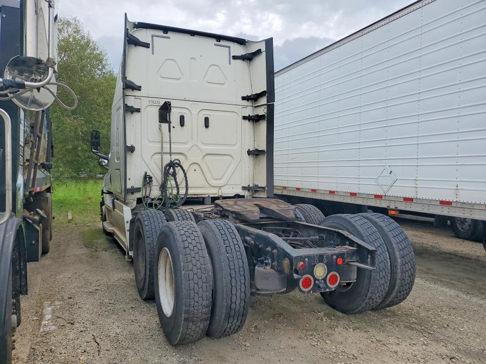 Продаж на аукціоні авто 2018 Freightliner Cascadia 126, vin: 3AKJHHDR8JSJR1331, номер лоту: 66830536