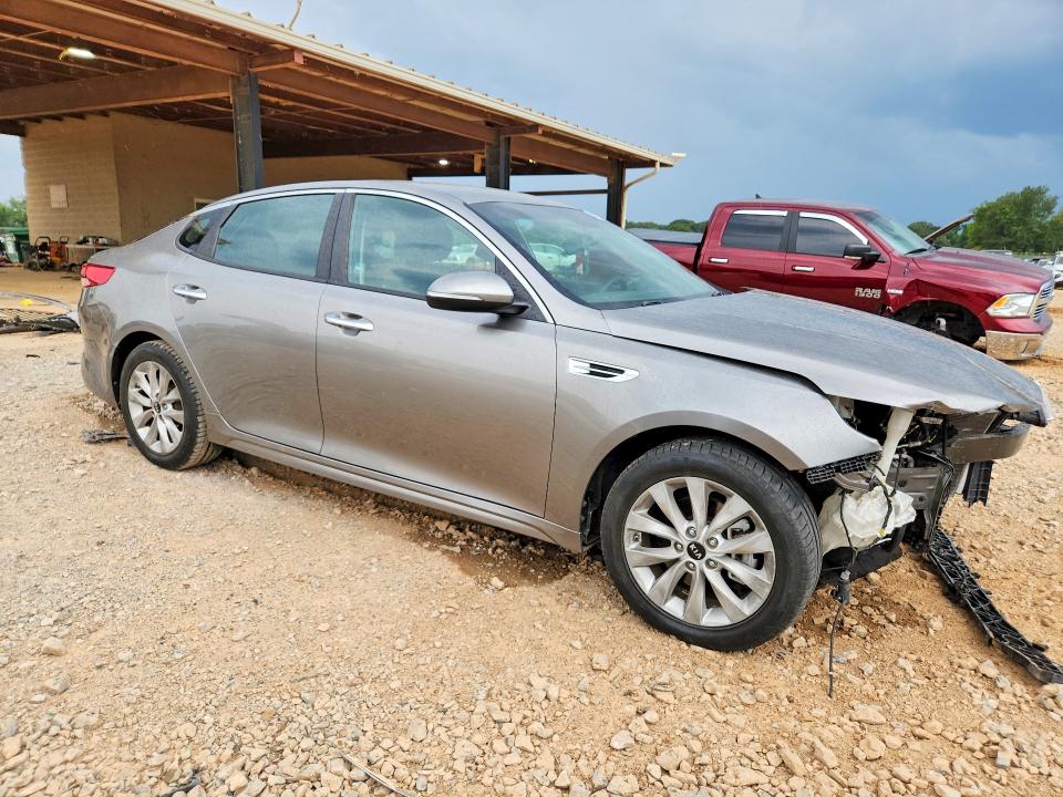 66752406 :رقم المزاد ، 5XXGT4L37HG154248 vin ، 2017 Kia Optima مزاد بيع