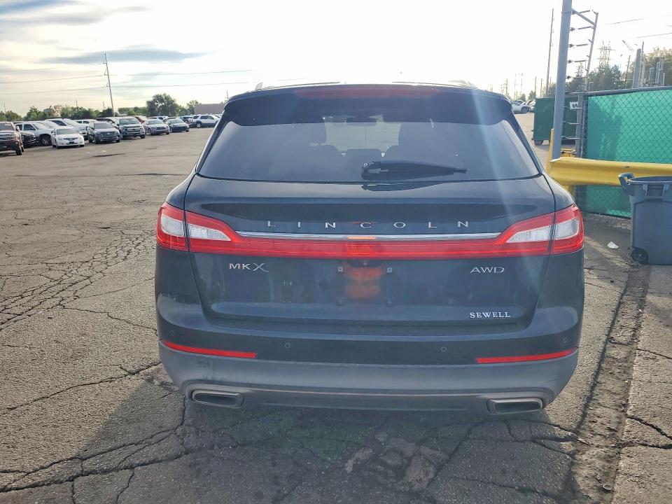 2017 Lincoln Mkx მანქანა იყიდება აუქციონზე, vin: 2LMPJ8LR7HBL13786, აუქციონის ნომერი: 65877236