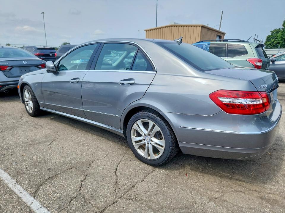 Aukcja sprzedaży 2011 Mercedes-benz E, vin: WDDHF8HB2BA266998, numer aukcji: 64916676