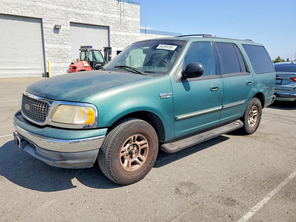 2000 Ford Expedition მანქანა იყიდება აუქციონზე, vin: 1FMRU1561YLB90220, აუქციონის ნომერი: 64399766