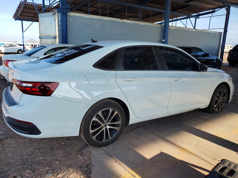 Aukcja sprzedaży 2024 Volkswagen Jetta, vin: 3VWBM7BU3RM008039, numer aukcji: 64637586