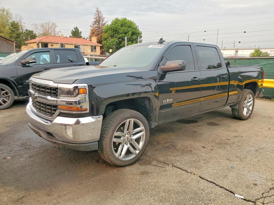 Auction sale of the 2018 Chevrolet Silverado, vin: 1GCUKREC8JF207883, lot number: 63670096