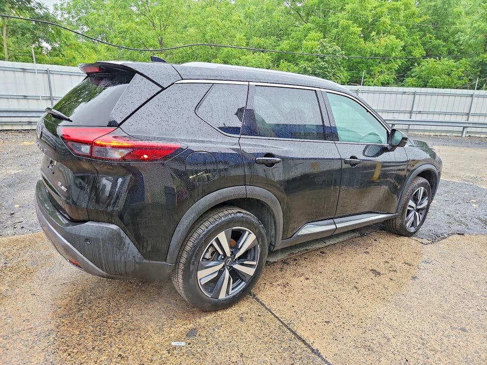 64313646 :رقم المزاد ، 5N1BT3CB2PC812788 vin ، 2023 Nissan Rogue مزاد بيع