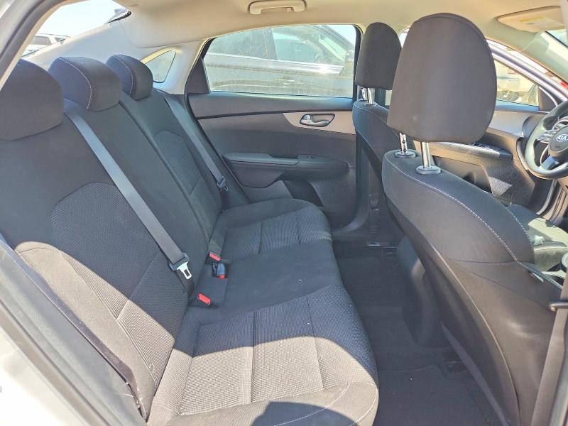 2019 Kia Forte მანქანა იყიდება აუქციონზე, vin: 3KPF24AD1KE136886, აუქციონის ნომერი: 65644926