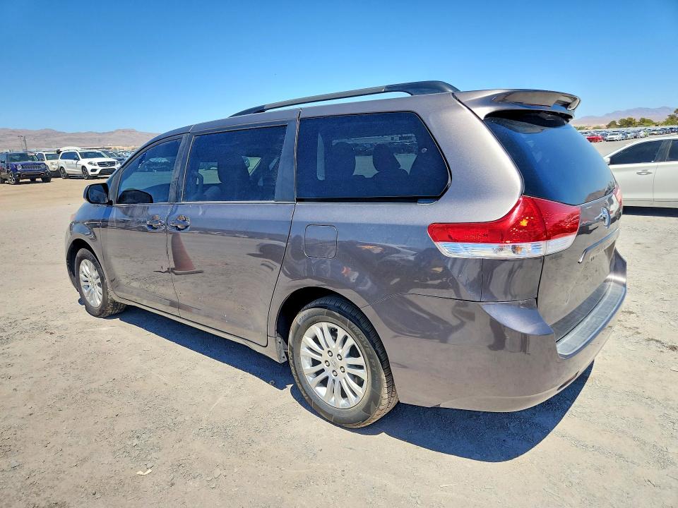 Продаж на аукціоні авто 2011 Toyota Sienna, vin: 5TDKK3DC3BS148748, номер лоту: 63599896