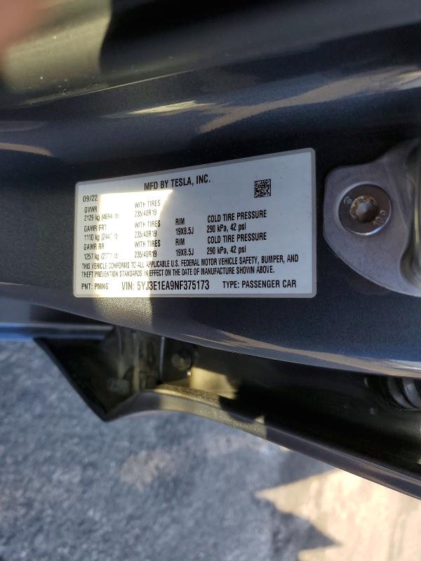 63253896 :رقم المزاد ، 5YJ3E1EA9NF375173 vin ، 2022 Tesla Model 3 مزاد بيع