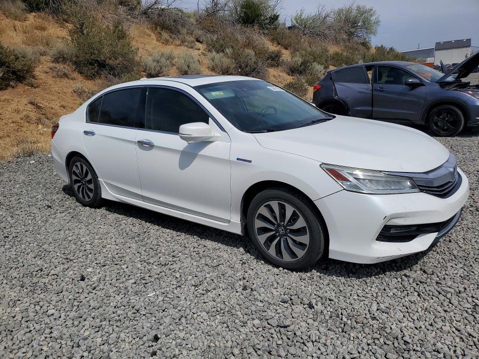 64979886 :رقم المزاد ، JHMCR6F74HC007892 vin ، 2017 Honda Accord مزاد بيع
