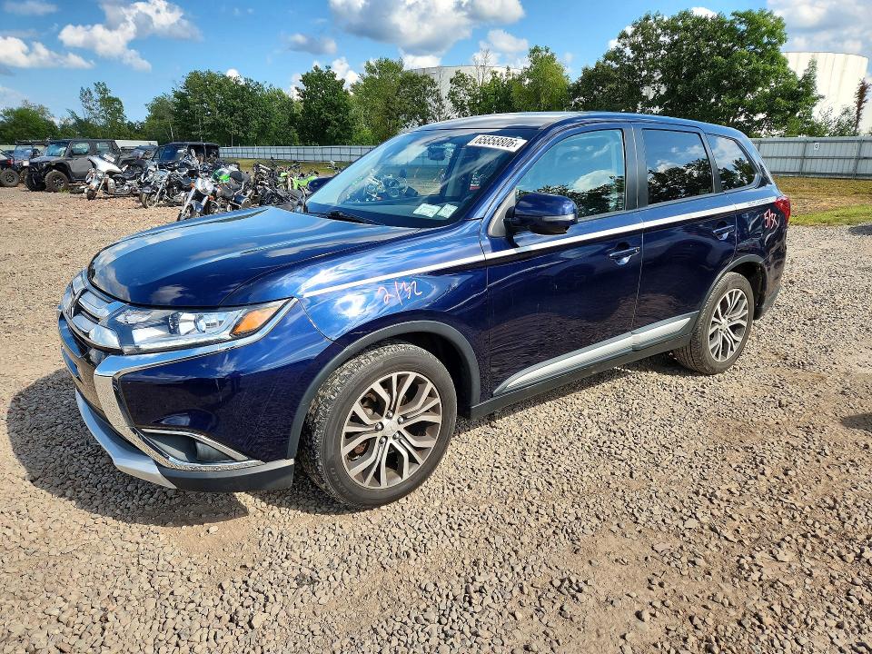 65858806 :رقم المزاد ، JA4AZ3A36JZ045259 vin ، 2018 Mitsubishi Outlander مزاد بيع