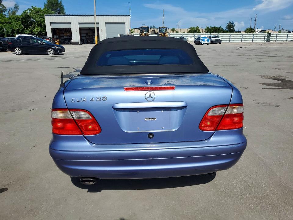 64391836 :رقم المزاد ، WDBLK70G4YT051944 vin ، 2000 Mercedes-benz Clk مزاد بيع