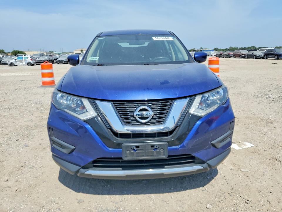 2017 Nissan Rogue მანქანა იყიდება აუქციონზე, vin: JN8AT2MVXHW013963, აუქციონის ნომერი: 66313446