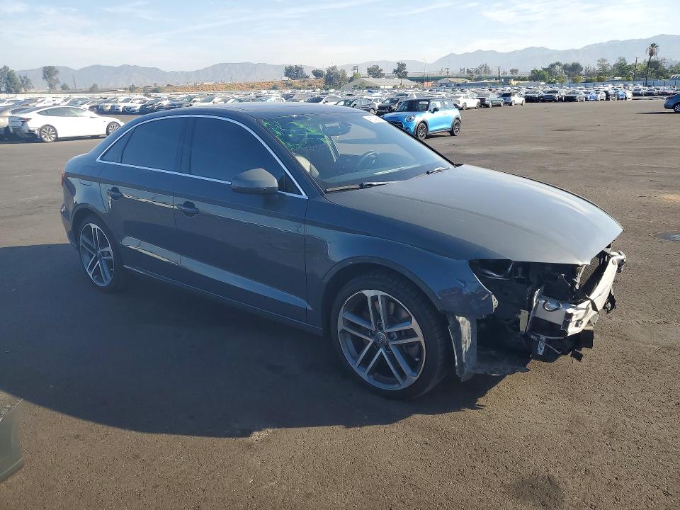 Продаж на аукціоні авто 2019 Audi A3, vin: WAUBEGFFXKA099922, номер лоту: 67090756