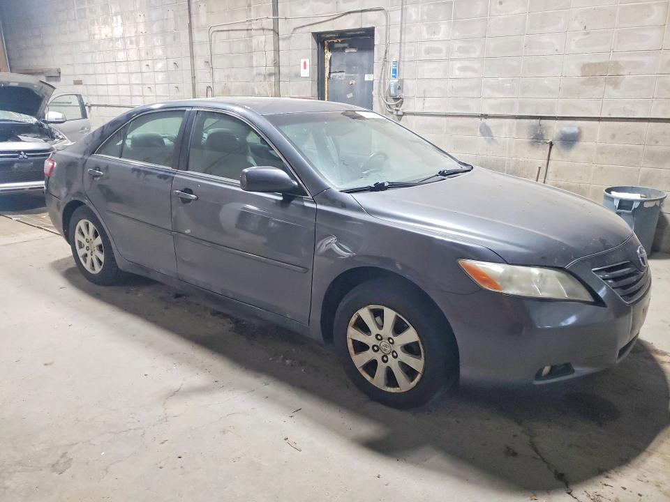 64296836 :رقم المزاد ، 4T1BK46KX7U552428 vin ، 2007 Toyota Camry مزاد بيع