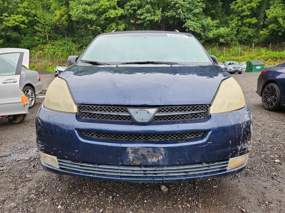 Продажа на аукционе авто 2004 Toyota Sienna, vin: 5TDZA23C44S033947, номер лота: 65202206