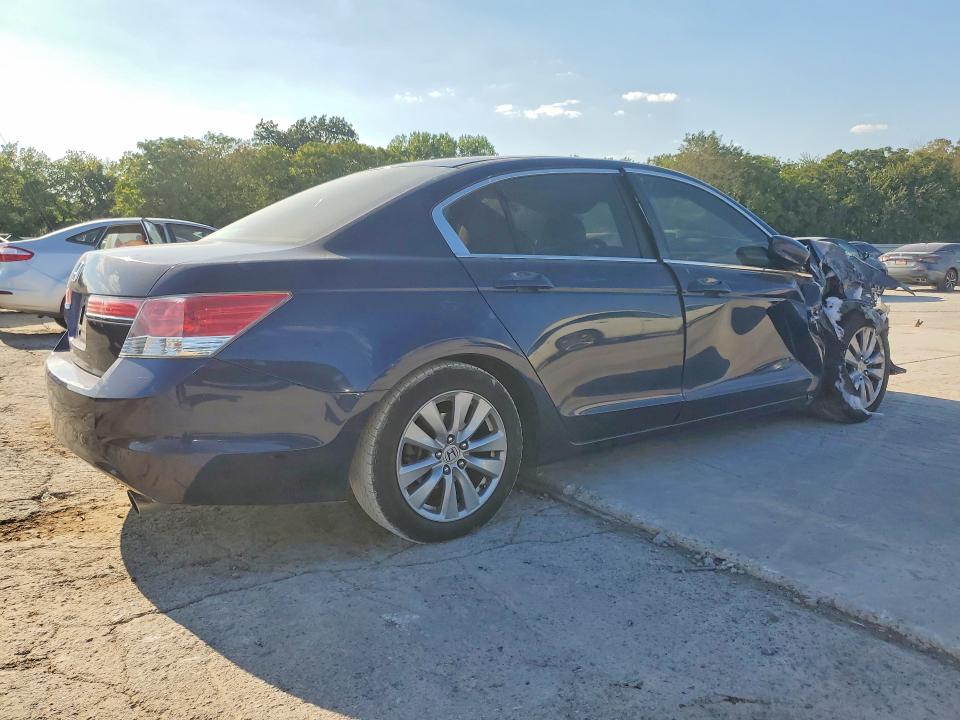 Продажа на аукционе авто 2011 Honda Accord, vin: 1HGCP2F72BA117134, номер лота: 66444016