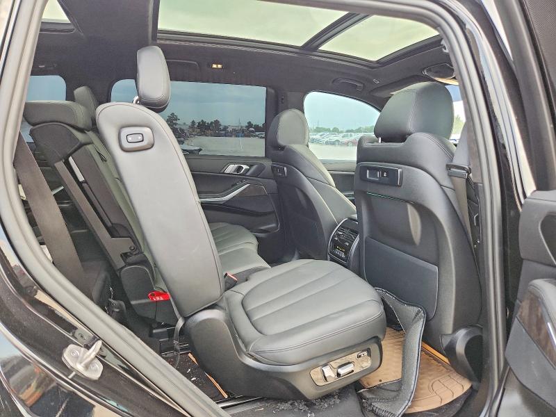 64048586 :رقم المزاد ، 5UXCW2C06N9J48948 vin ، 2022 Bmw X7 مزاد بيع