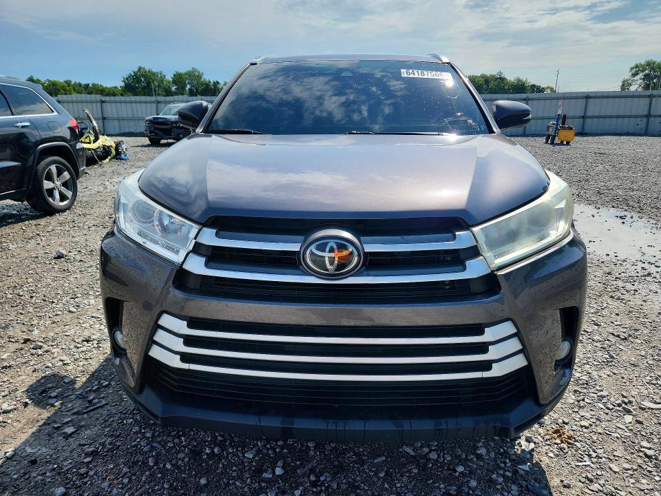 2019 Toyota Highlander მანქანა იყიდება აუქციონზე, vin: 5TDJZRFH6KS947281, აუქციონის ნომერი: 64187566