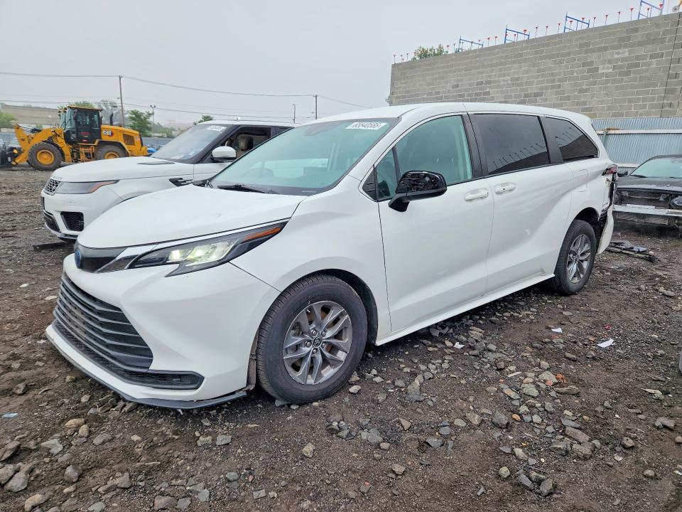 Продаж на аукціоні авто 2022 Toyota Sienna, vin: 5TDKRKEC6NS121293, номер лоту: 65540586