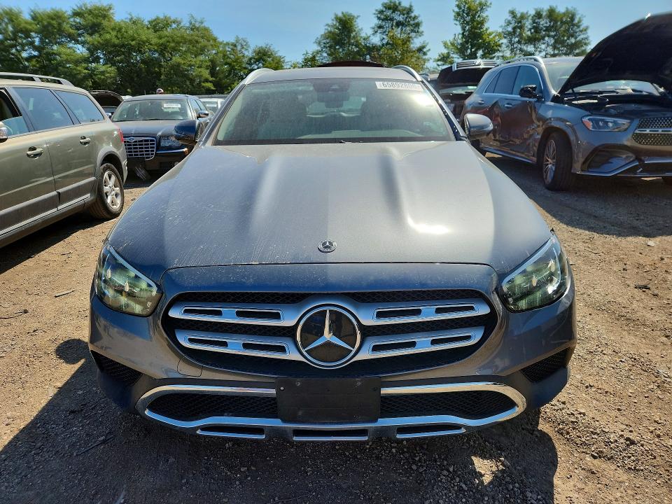 Продаж на аукціоні авто 2022 Mercedes-benz E, vin: W1KZH6AB5NB060179, номер лоту: 65892806