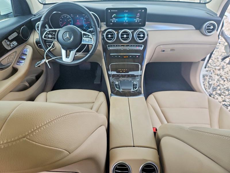 65814936 :رقم المزاد ، W1N0G8DB7NG042517 vin ، 2022 Mercedes-benz Glc مزاد بيع