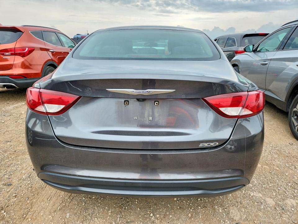 63260106 :رقم المزاد ، 1C3CCCFB8HN504362 vin ، 2017 Chrysler 200 مزاد بيع