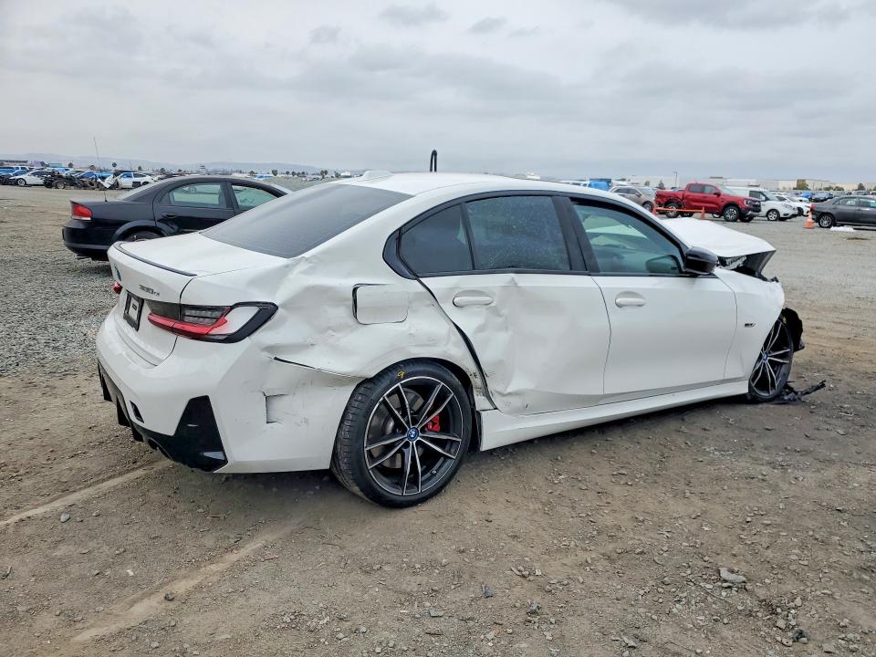 Aukcja sprzedaży 2023 Bmw 330e, vin: 3MW39FF04P8D57207, numer aukcji: 64911096
