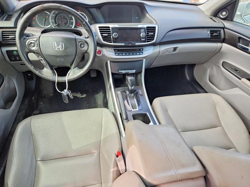 65139456 :رقم المزاد ، 1HGCR3F85FA001005 vin ، 2015 Honda Accord مزاد بيع