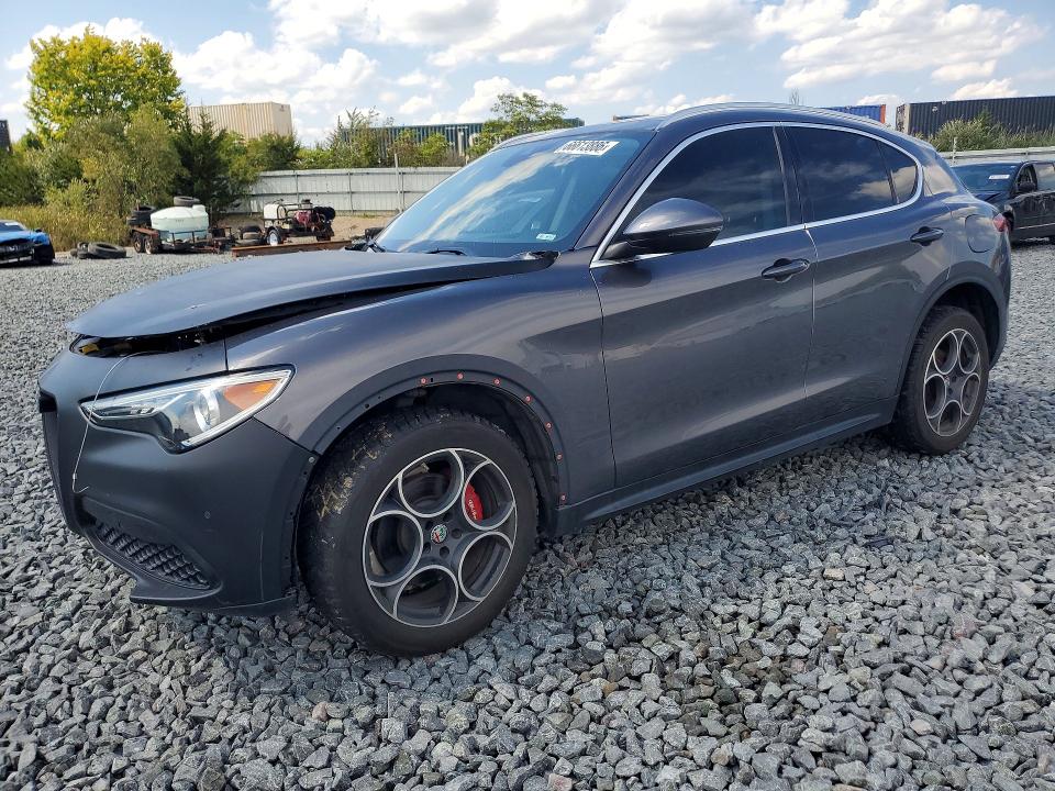 2018 Alfa Romeo Stelvio მანქანა იყიდება აუქციონზე, vin: ZASFAKANXJ7B83288, აუქციონის ნომერი: 66613886