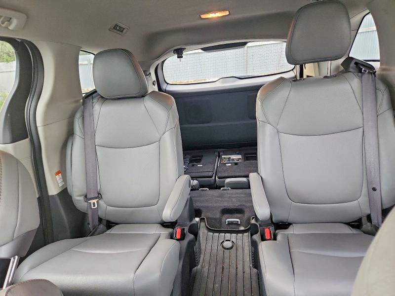 Продаж на аукціоні авто 2024 Toyota Sienna, vin: 5TDYSKFC4RS135101, номер лоту: 67006796