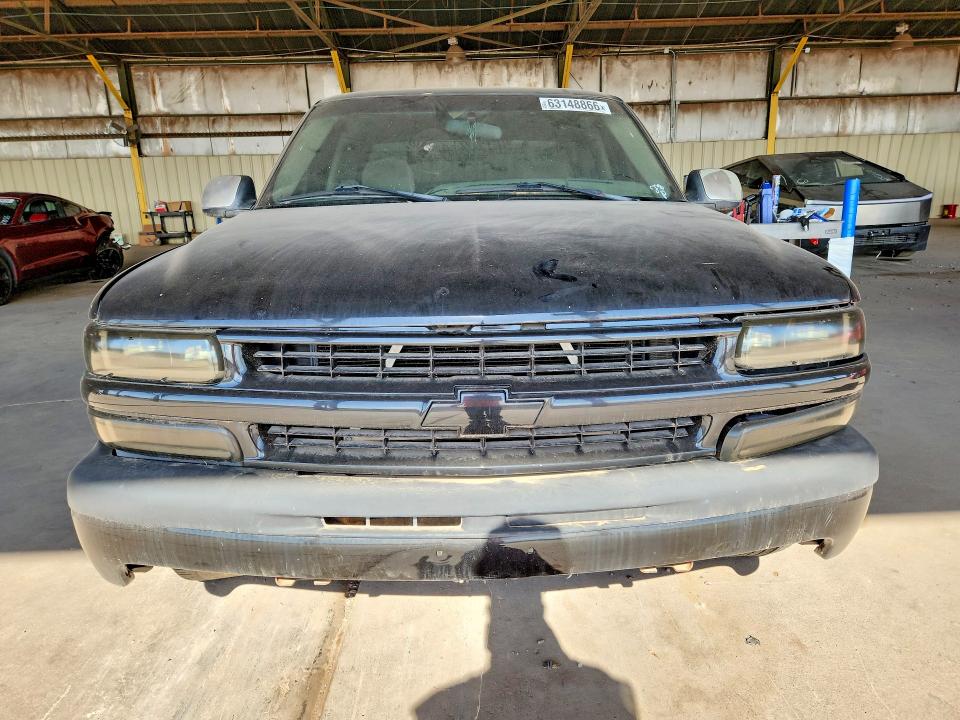 Продаж на аукціоні авто 2002 Chevrolet Silverado, vin: 2GCEC19V321149060, номер лоту: 63148866