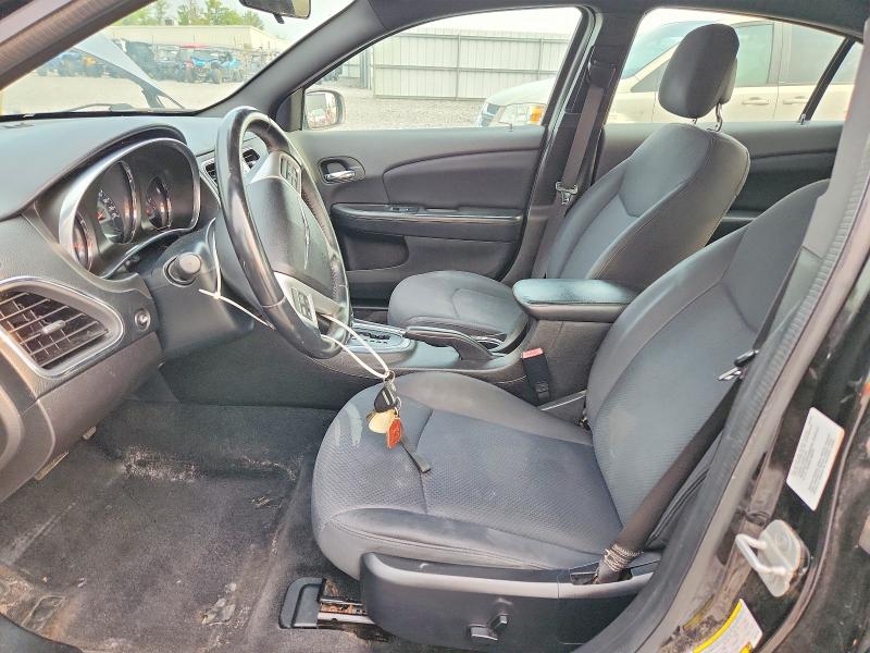 64696246 :رقم المزاد ، 1C3CCBBB9DN674434 vin ، 2013 Chrysler 200 مزاد بيع