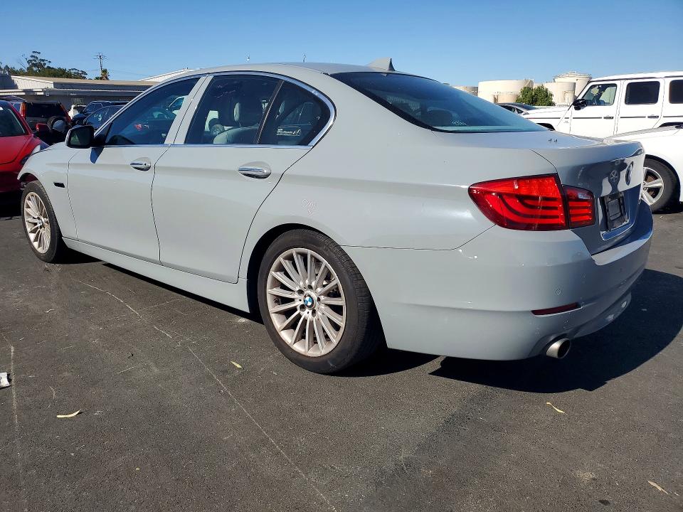 63712946 :رقم المزاد ، WBAFR7C58BC805310 vin ، 2011 Bmw 535 مزاد بيع
